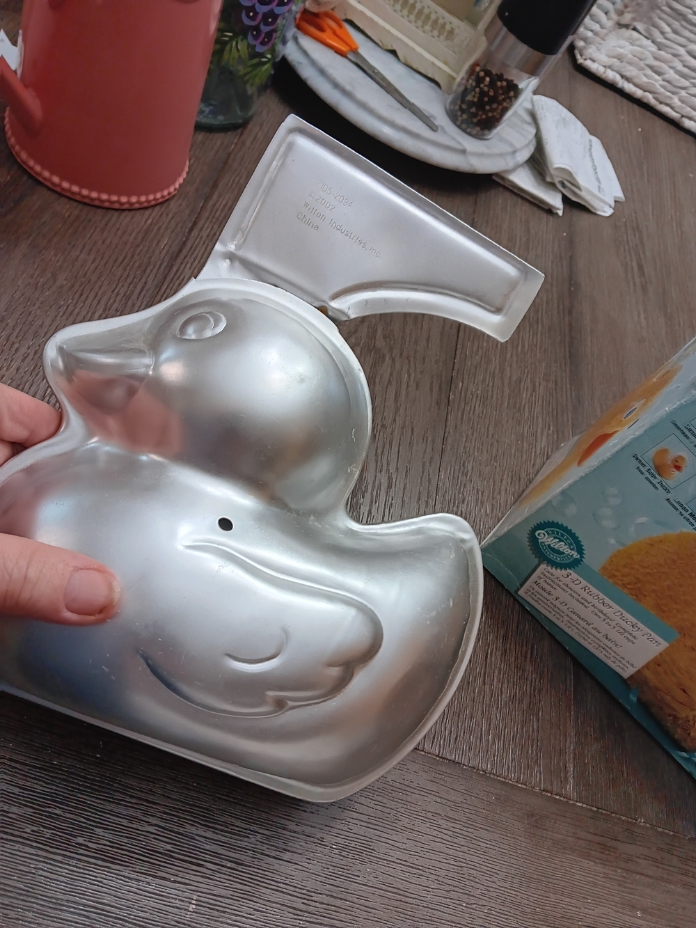 Wilton 3-D Rubber Ducky Cake Pan - Silver - Picture 3 of 4